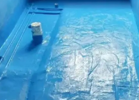 上街区卫生间漏水维修公司分享下上街区卫生间防水工程中常用防水涂料介绍。